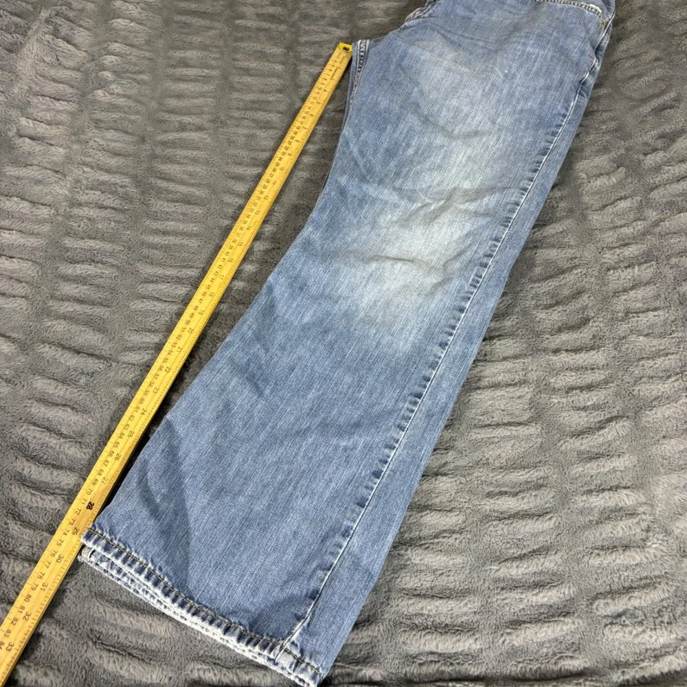 Levis 527 Mens Light Wash Blue Denim Boot Cut Jeans 38x32 (Measures 38x30)